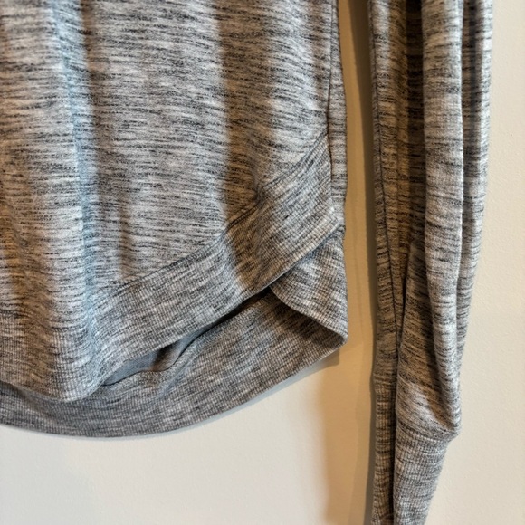 Athleta Heather Gray Long Sleeve Mindset Modal Sweatshirt XS Athleisure - Picture 6 of 9